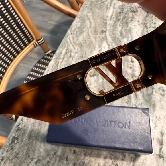 Louis Vuitton Acetate LV Link Square Sunglasses Z1479W Dark Tortoise - Picture 6 of 10